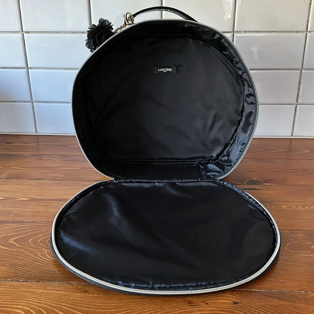 LANCÔME Paris Black Textured Patent Round Cosmetic Case with Key Ring